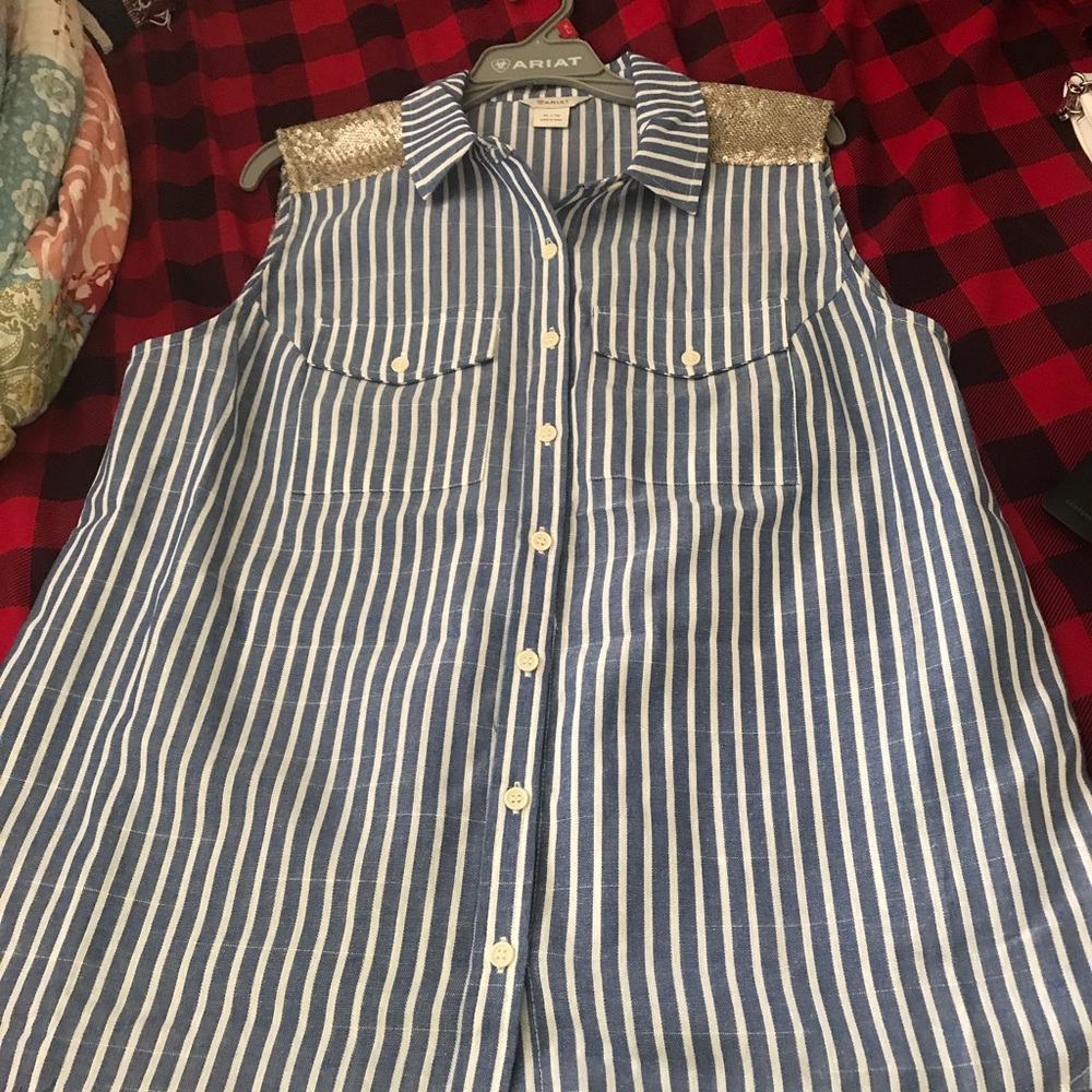 Ariat Shirt